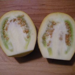 Aubergine <br>'Golden Eggs'<br><i>Solanum melongena</i>