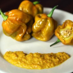 Chili <br>'Habanero Mustard'<br><i>Capsicum chinense</i>