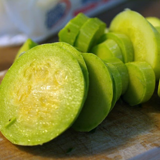Courgette, squash, zucchini<br>'Tromboncino' <br><i>Cucurbita moschata</i>